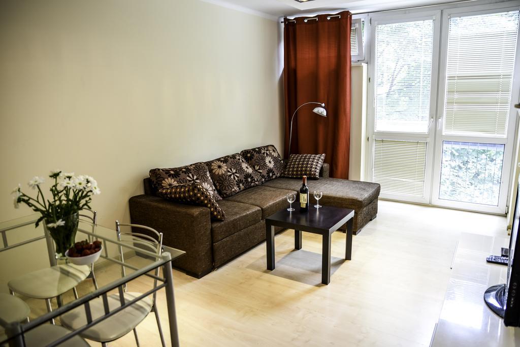 Studio Grzybowska - Warsaw Center Kültér fotó