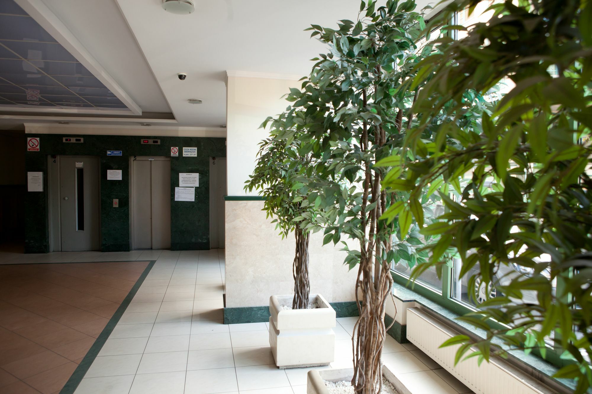 Studio Grzybowska - Warsaw Center Kültér fotó